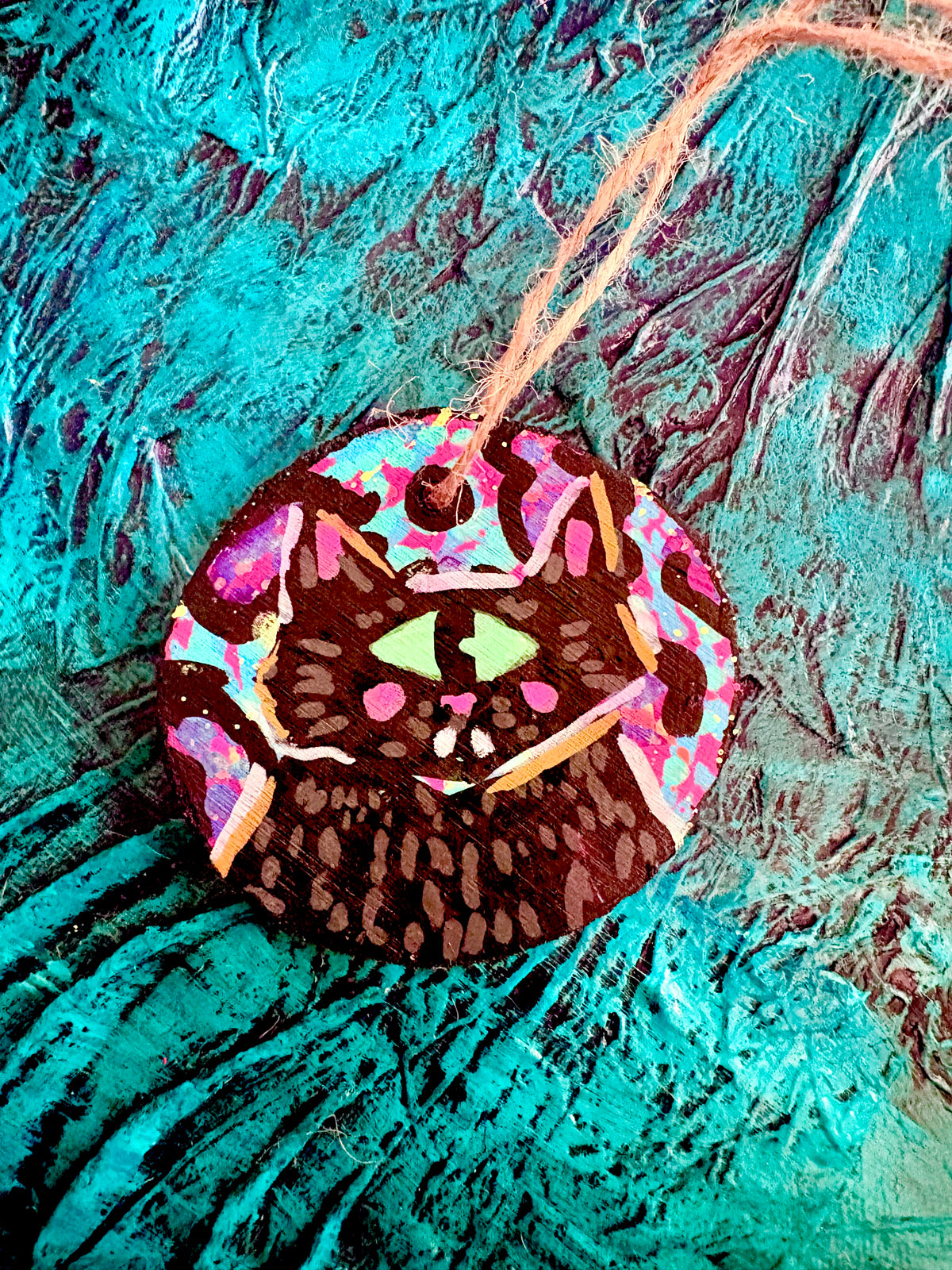 Hand Painted Wooden Ornament 009